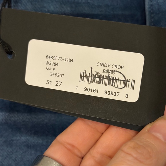 Paige Cindy Cropped jeans NWT, blue, size 27 - Picture 3 of 8